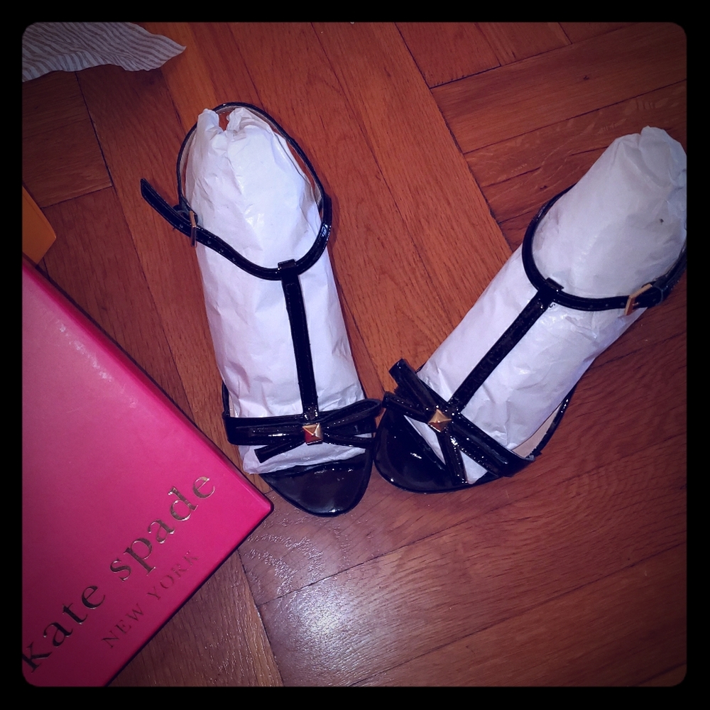 Kate Spade leather sandal with bow LIKE NEW